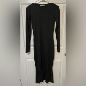 Nadia Tarr Kern Long Sleeve Bodycon Trumpet Hem Dress